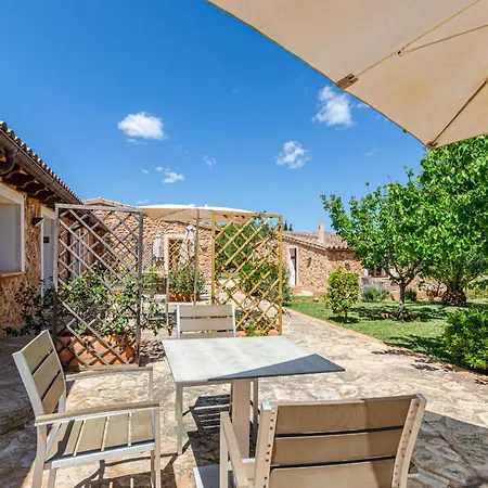 Yourhouse Porreti Es Colomer アパート